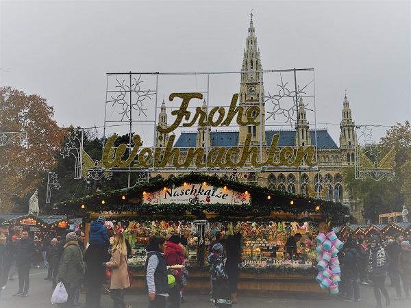 singles weihnahten wien weihnachtsmarkt am rathaus